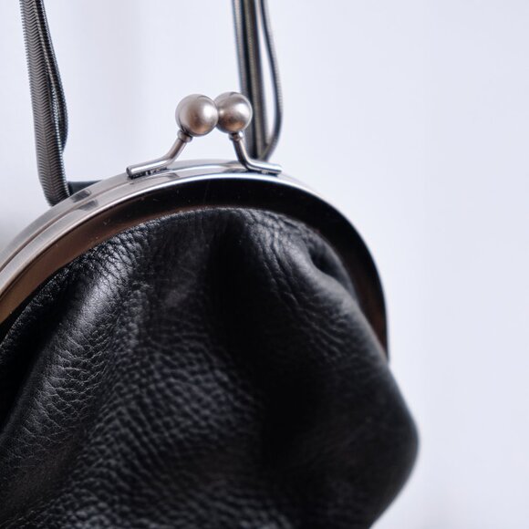 Sarah Pacini Mini Framed Leather Pouch w/ Snake Chain Straps (NEW) - Picture 6 of 6